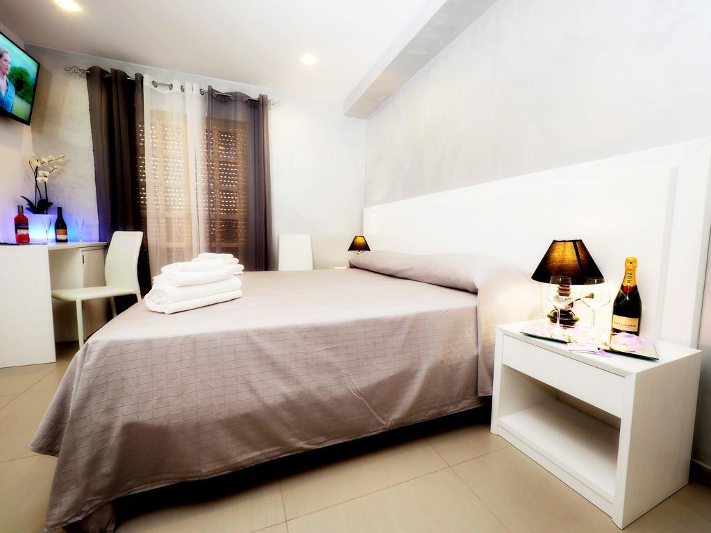 Bed and Breakfast Residenza La Torre Тропея Экстерьер фото
